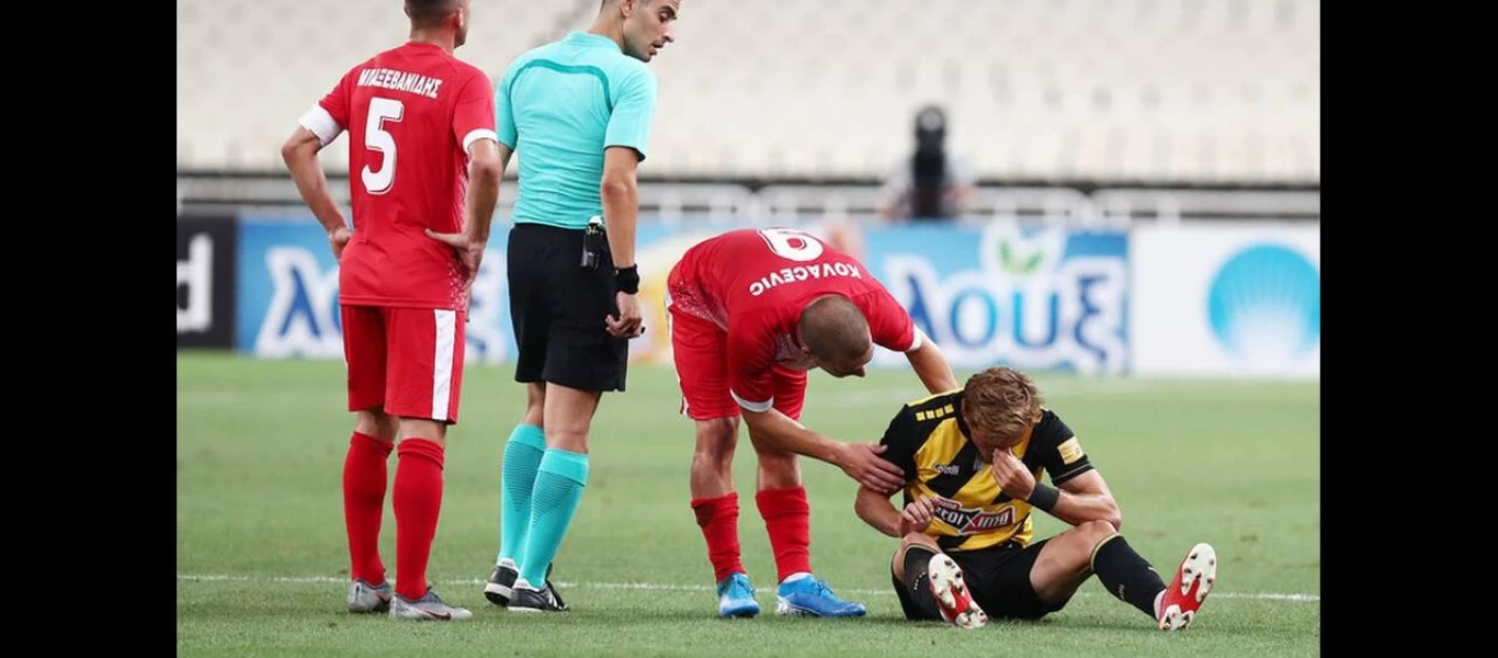 Αποδοκιμασίες στο ημίχρονο και σύνθημα για Λιβάγια από τον κόσμο της ΑΕΚ